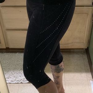 Lululemon workout capris